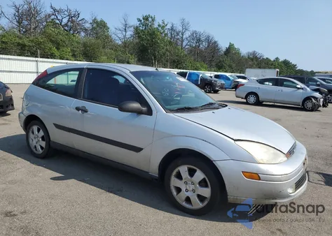 2001 Ford Focus Zx3 из США, поврежденный, VIN 3FAFP31321R170917